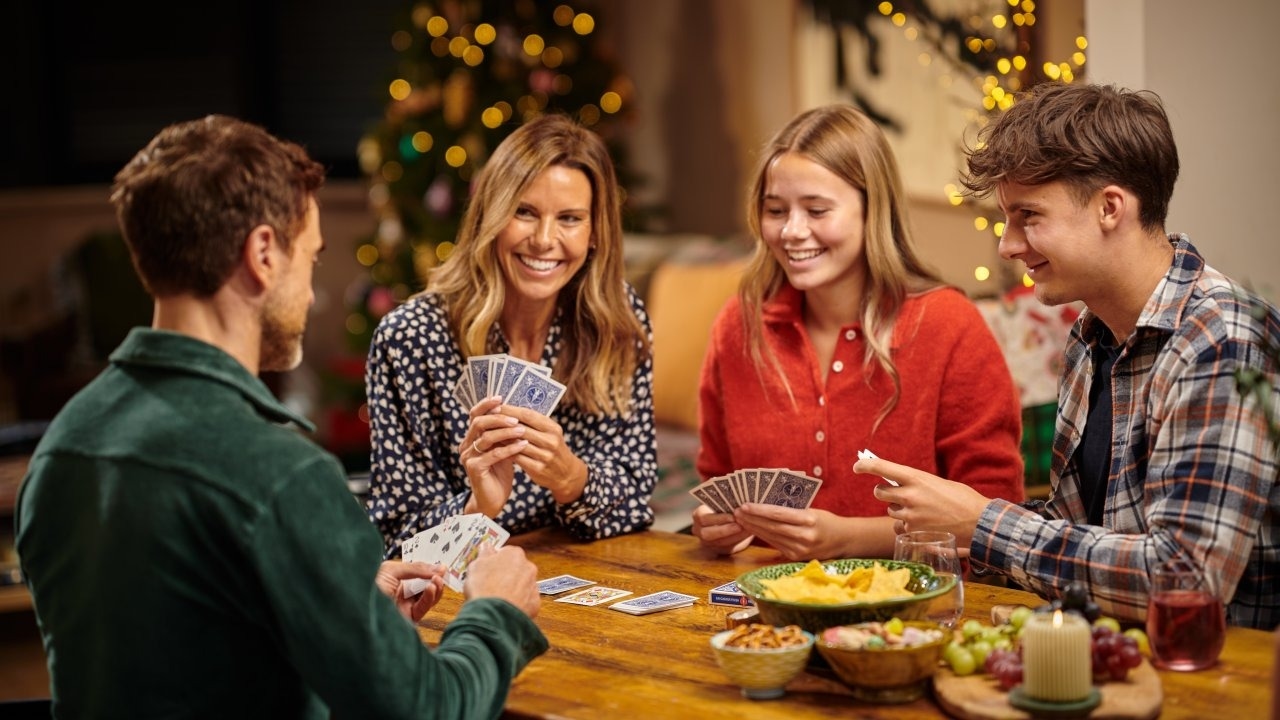 Connect Over Cards Holiday 26